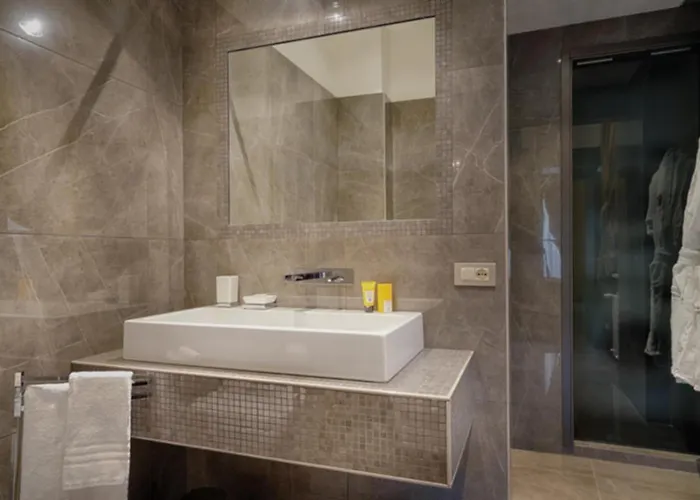 Alta Luxury - Frezza * Roma